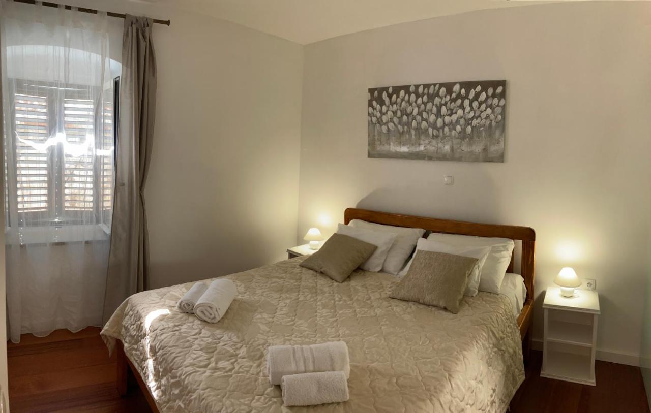 Bernardi Residence กอร์จูลา ภายนอก รูปภาพ